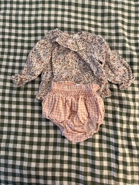 Edgehill Collection Ruffle Long-Sleeve Top and Pink Gingham Bloomers